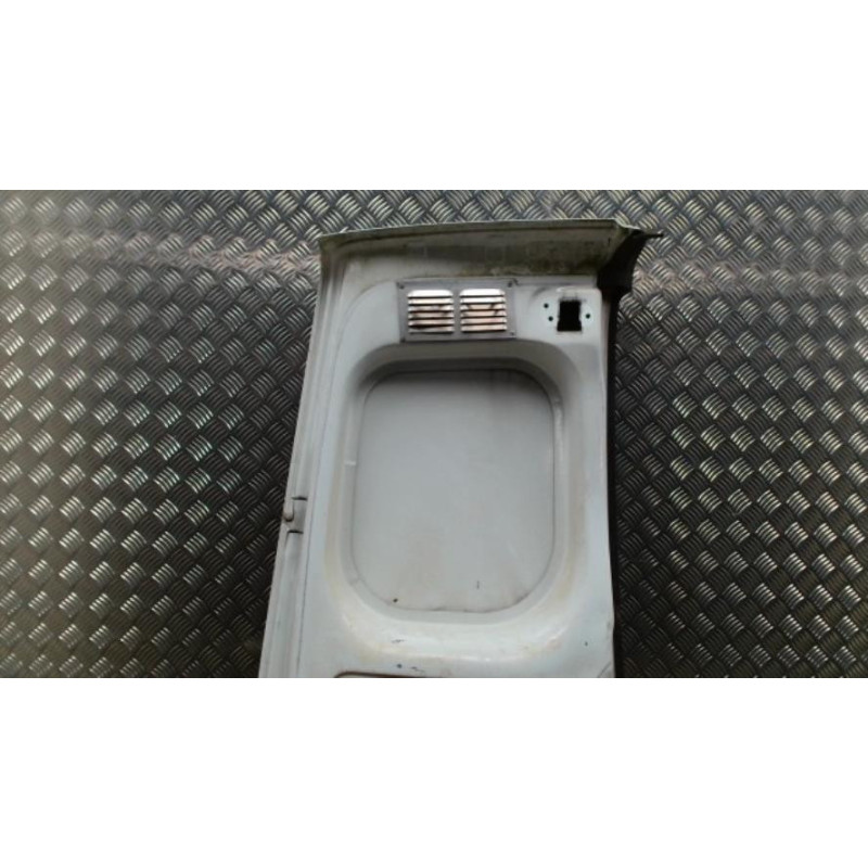 Porte de coffre droit RENAULT KANGOO 2 PHASE 1 d’occasion