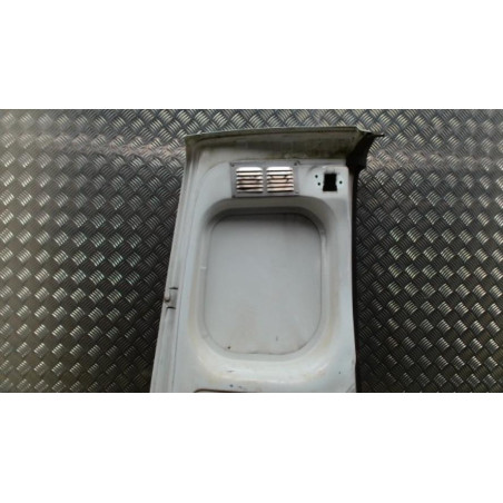 Porte de coffre droit RENAULT KANGOO 2 PHASE 1 d’occasion