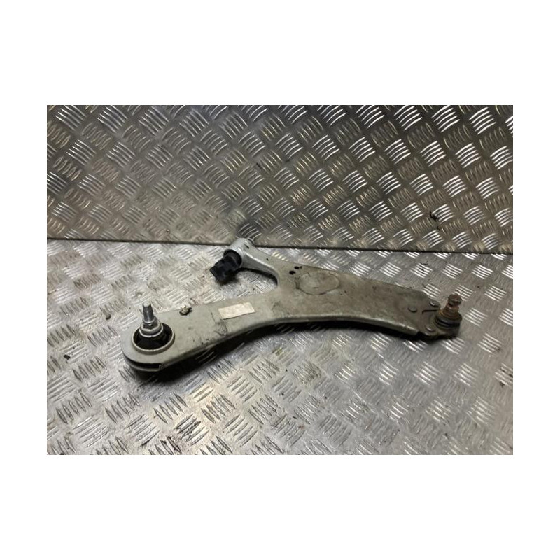 Triangle avant gauche PEUGEOT 2008 2 d’occasion