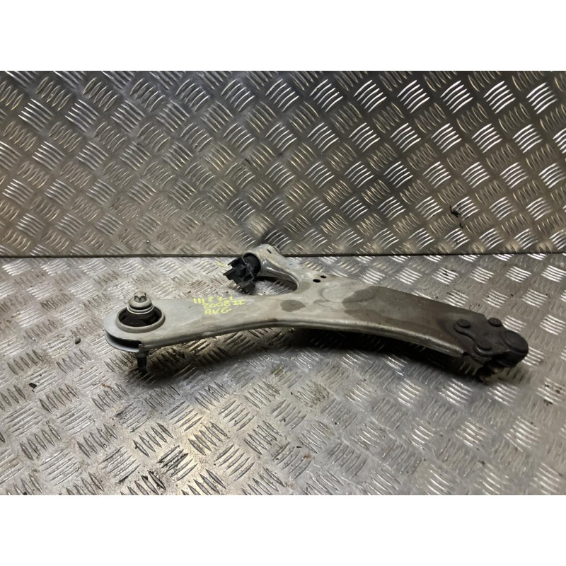 Triangle avant droit PEUGEOT 2008 2 d’occasion