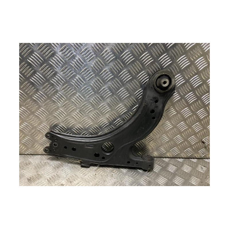 Triangle avant gauche VOLKSWAGEN GOLF 4 d’occasion