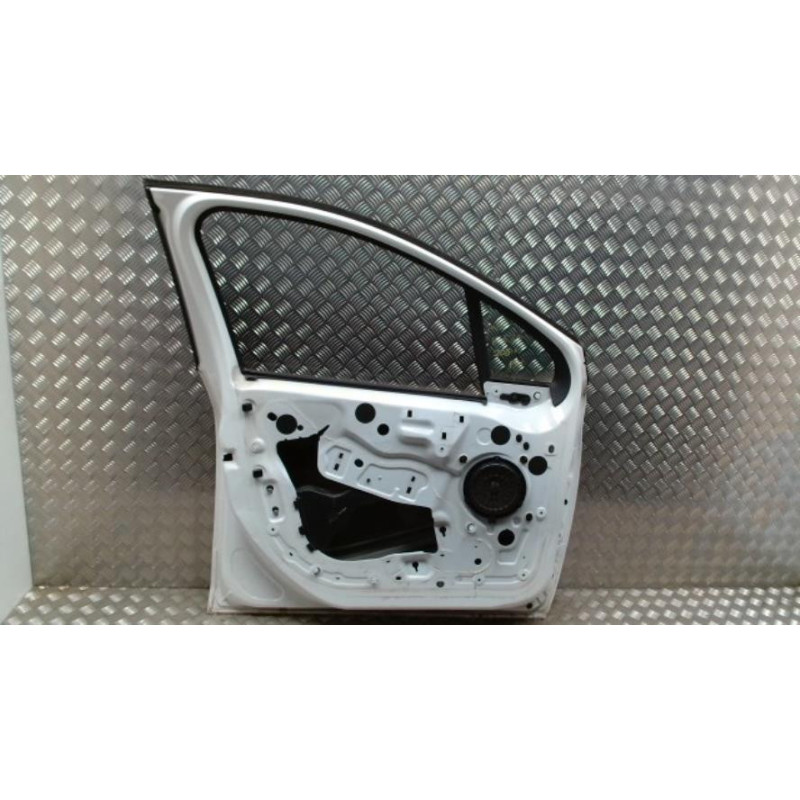 Porte avant gauche PEUGEOT 208 1 PHASE 1 d’occasion