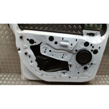 Porte avant gauche PEUGEOT 208 1 PHASE 1 d’occasion