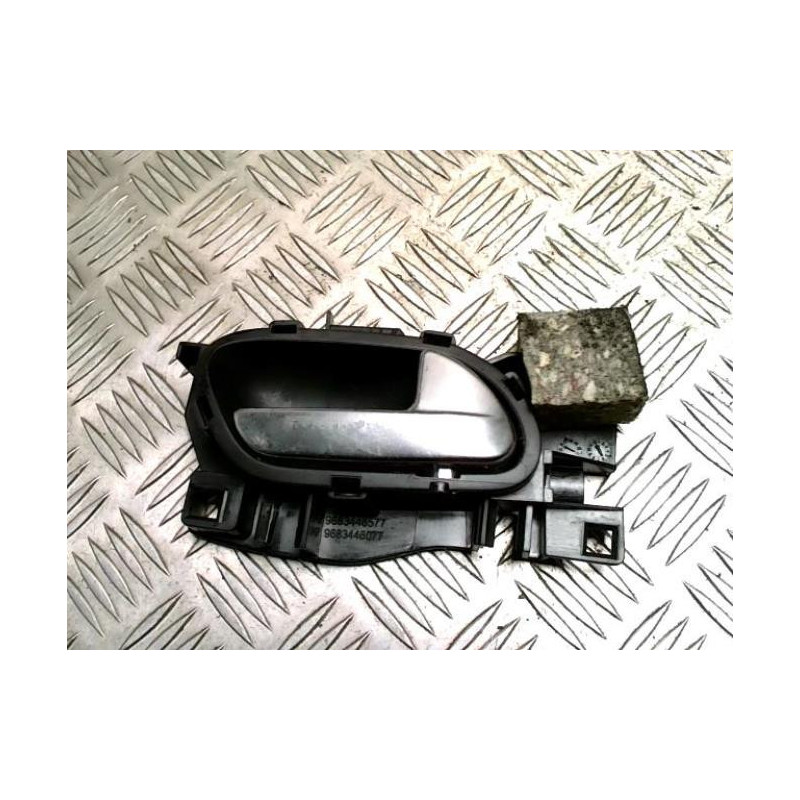 Poignee interieur avant droit CITROEN C3 PICASSO PHASE 2 d’occasion