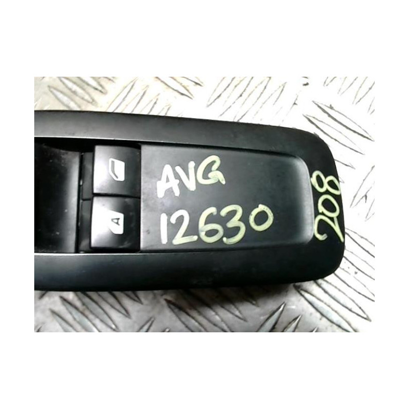 Interrupteur de leve vitre avant gauche PEUGEOT 208 1 PHASE 1 d’occasion