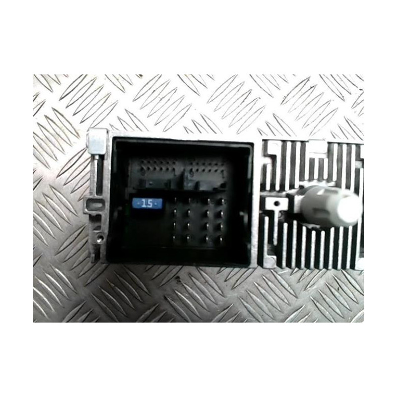 Autoradio d'origine PEUGEOT 208 1 PHASE 1 d’occasion