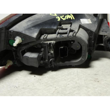 Feu arriere principal droit (feux) RENAULT CLIO 4 PHASE 2 d’occasion