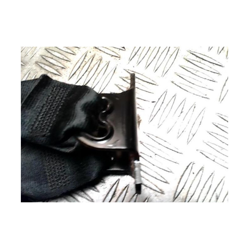 Attache ceinture arriere droit PEUGEOT 208 1 PHASE 1 d’occasion