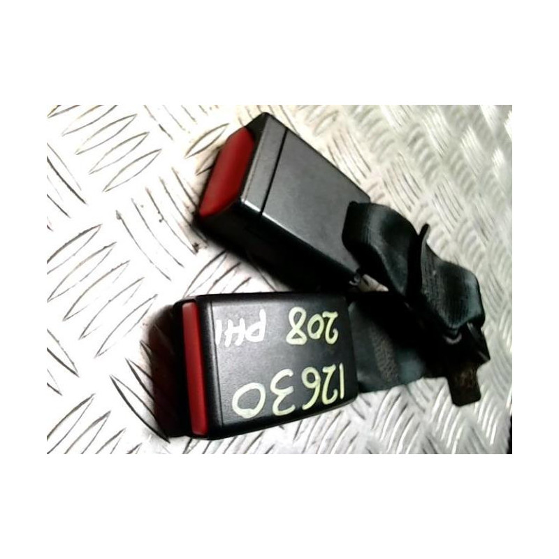 Attache ceinture arriere droit PEUGEOT 208 1 PHASE 1 d’occasion
