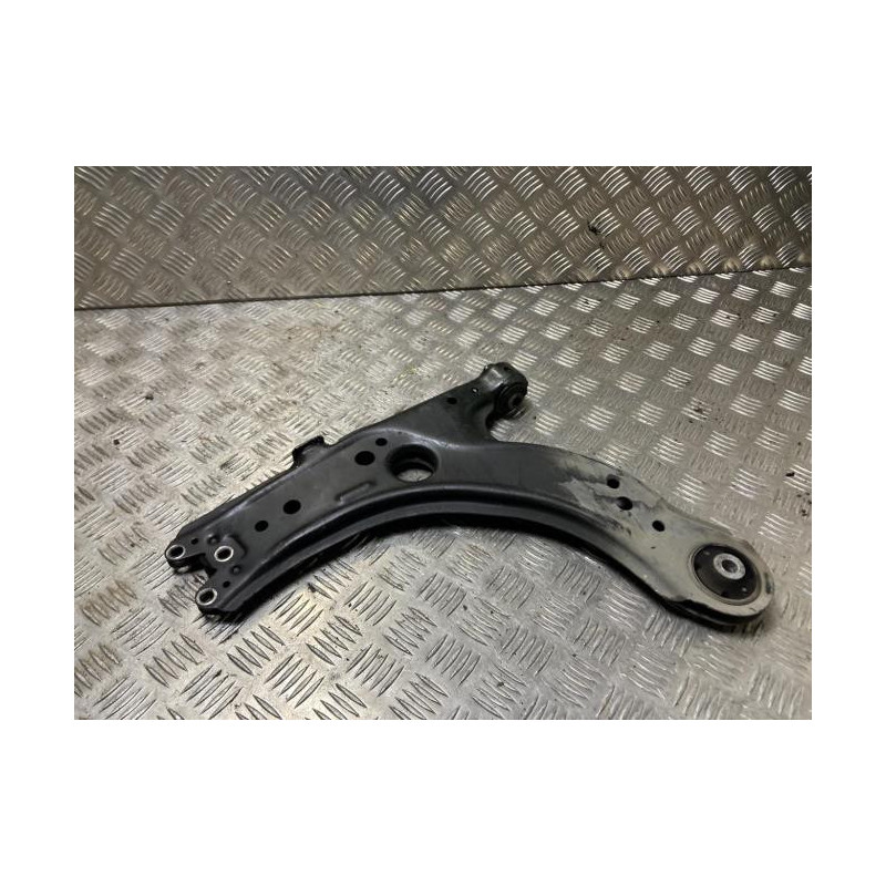 Triangle avant droit VOLKSWAGEN GOLF 4 d’occasion