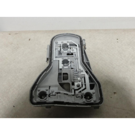 Platine feu arriere droit VOLKSWAGEN POLO 4 PHASE 2 d’occasion