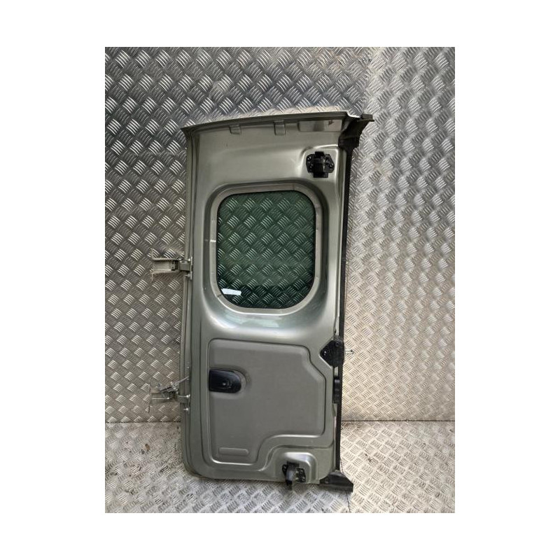 Porte de coffre droit RENAULT KANGOO 2 PHASE 1 d’occasion