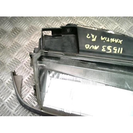 Optique avant principal droit (feux)(phare) CITROEN XANTIA PHASE 2 d’occasion