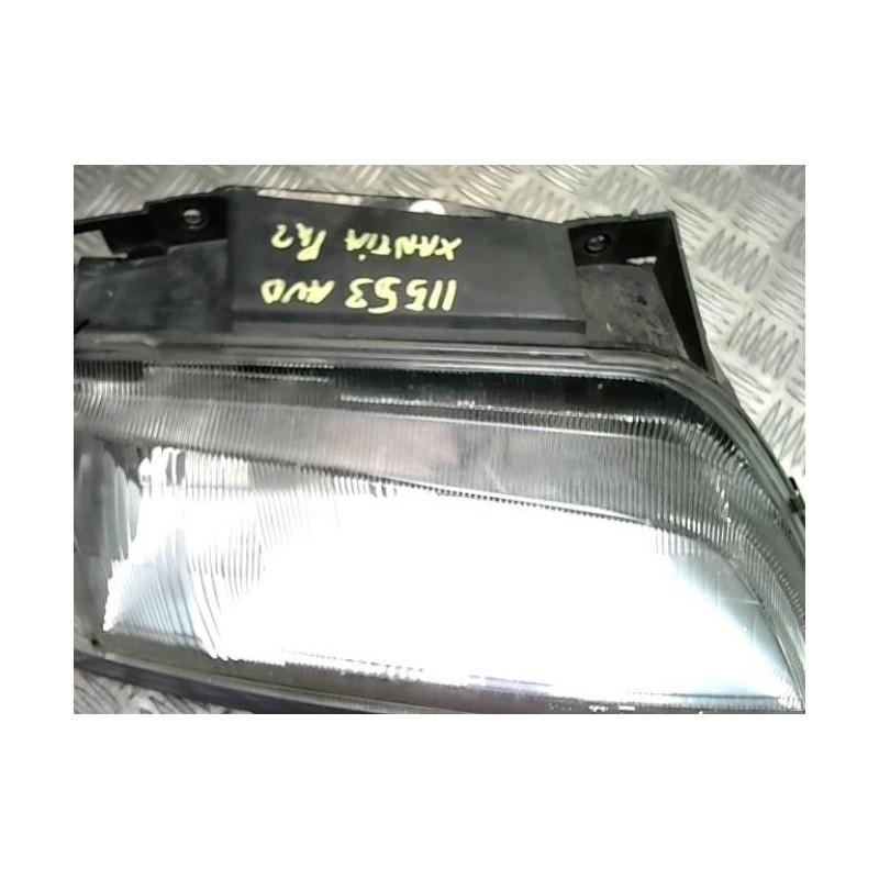Optique avant principal droit (feux)(phare) CITROEN XANTIA PHASE 2 d’occasion
