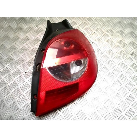 Feu arriere principal droit (feux) RENAULT CLIO 3 PHASE 1 d’occasion