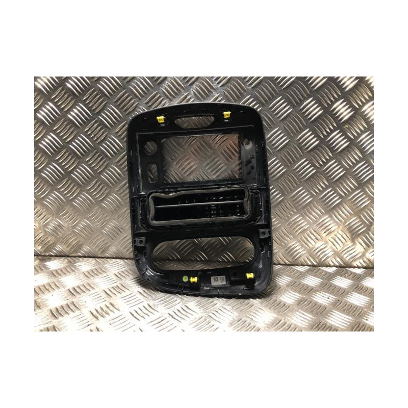 Facade autoradio Renault CLIO 1.5 ENERGY DCI - 75 d’occasion