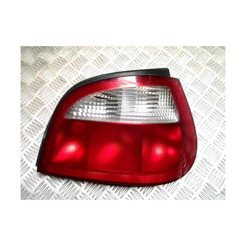 Feu arriere principal droit (feux) RENAULT MEGANE 1 PHASE 2 d’occasion