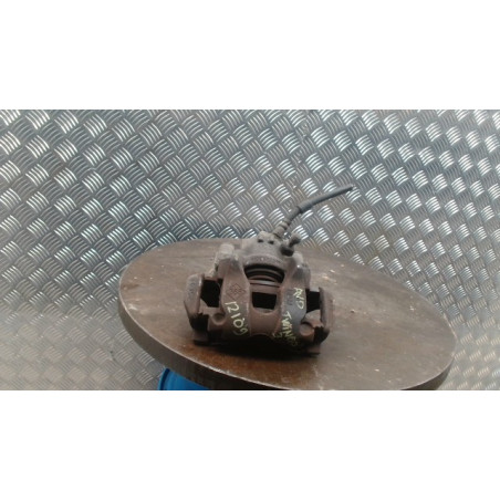 Etrier avant droit (freinage) RENAULT TWINGO 3 PHASE 1 d’occasion
