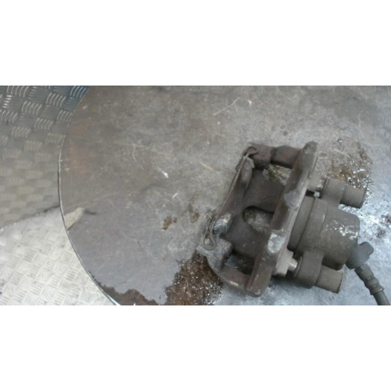 Etrier avant gauche (freinage) RENAULT TWINGO 3 PHASE 1 d’occasion