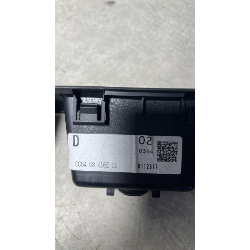 Interrupteur de leve vitre avant gauche MAZDA 5 2 d’occasion