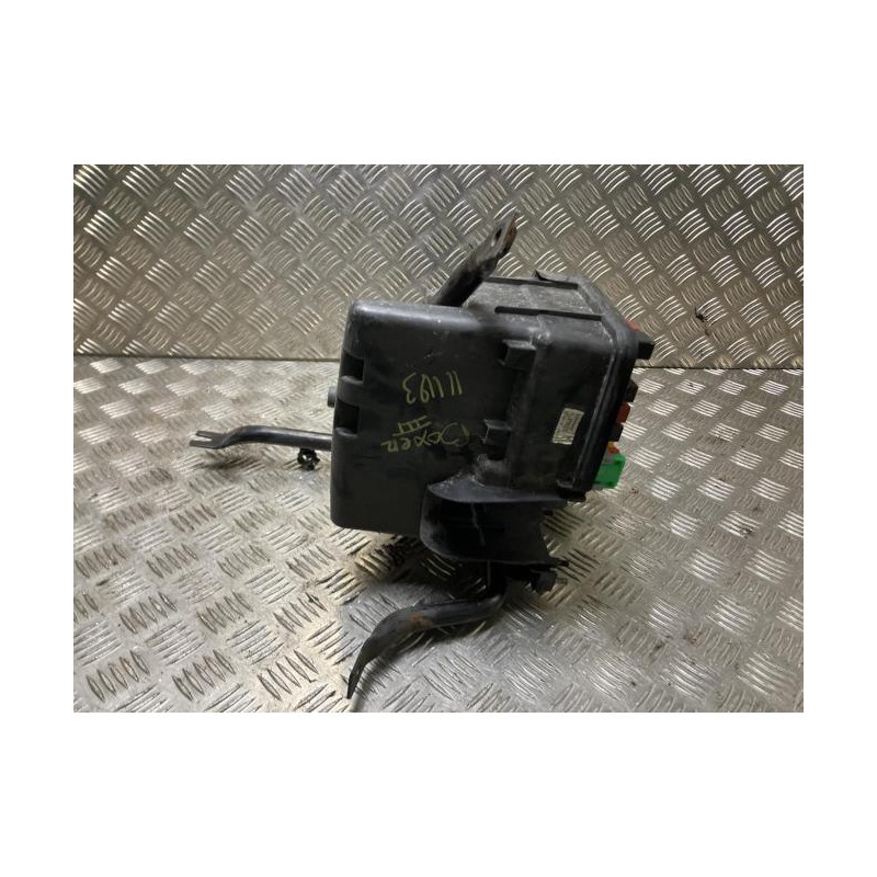 Porte fusible PEUGEOT  d’occasion