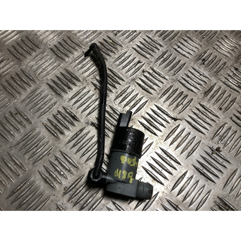 Pompe lave glace avant DACIA DUSTER 1 PHASE 2 d’occasion