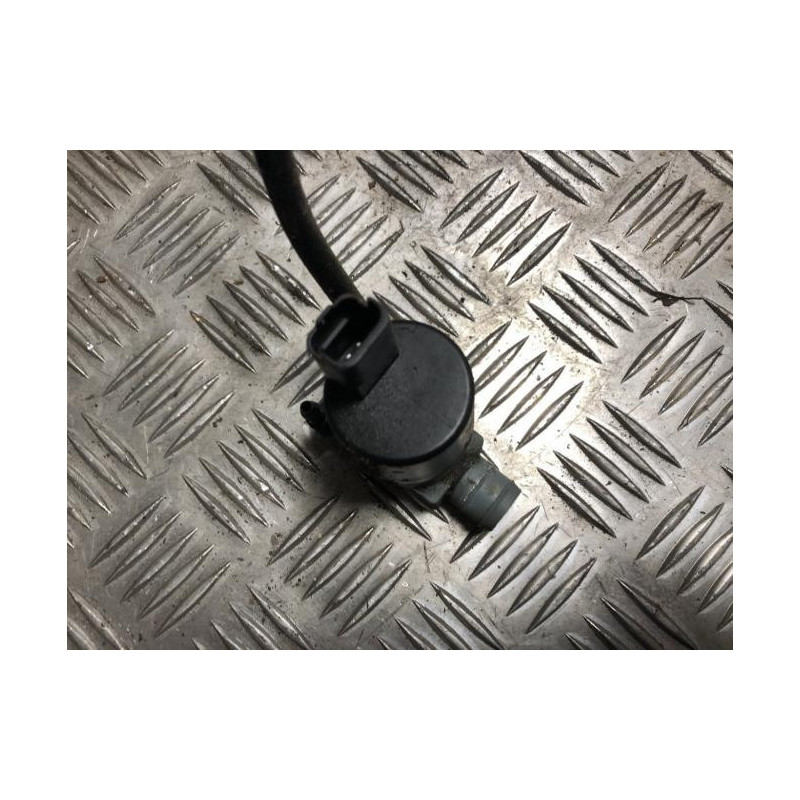 Pompe lave glace avant DACIA DUSTER 1 PHASE 2 d’occasion