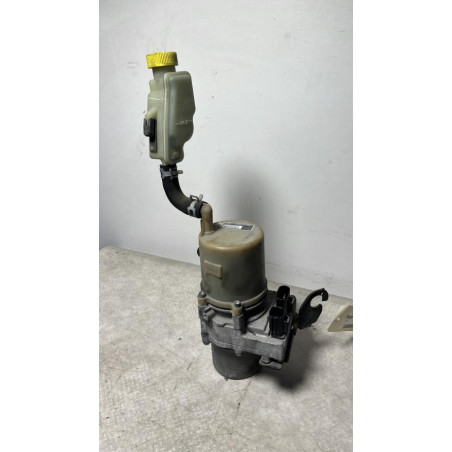 Pompe de direction MAZDA 5 2 d’occasion