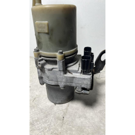 Pompe de direction MAZDA 5 2 d’occasion