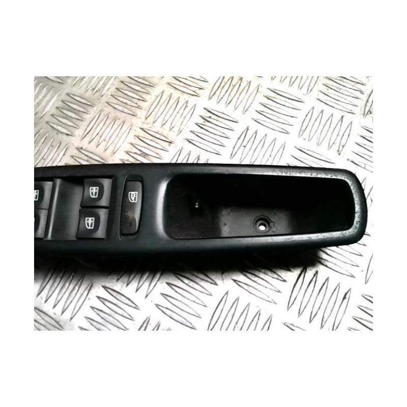 Interrupteur de leve vitre avant gauche RENAULT MEGANE 3 PHASE 2 d’occasion