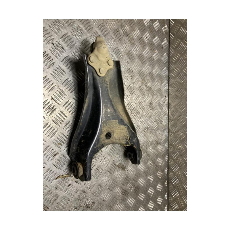 Triangle avant gauche DACIA DUSTER 1 PHASE 2 d’occasion