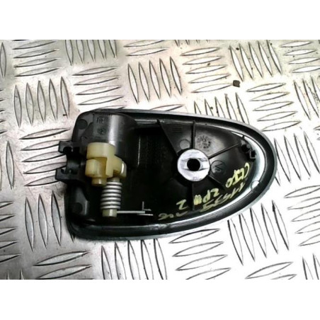 Poignee interieur avant gauche RENAULT CLIO 2 PHASE 2 d’occasion