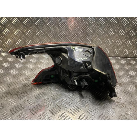 Feu arriere principal droit (feux) PEUGEOT 308 2 PHASE 2 d’occasion