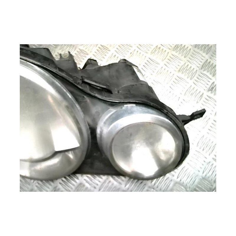 Optique avant principal droit (feux)(phare) VOLKSWAGEN POLO 4 PHASE 1 d’occasion