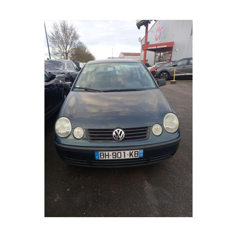 Optique avant principal droit (feux)(phare) VOLKSWAGEN POLO 4 PHASE 1 d’occasion