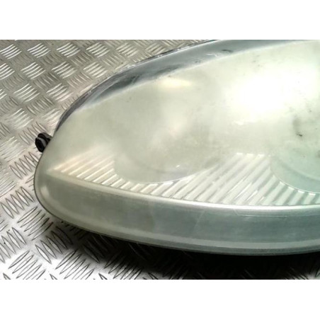 Optique avant principal gauche (feux)(phare) VOLKSWAGEN GOLF 5 d’occasion