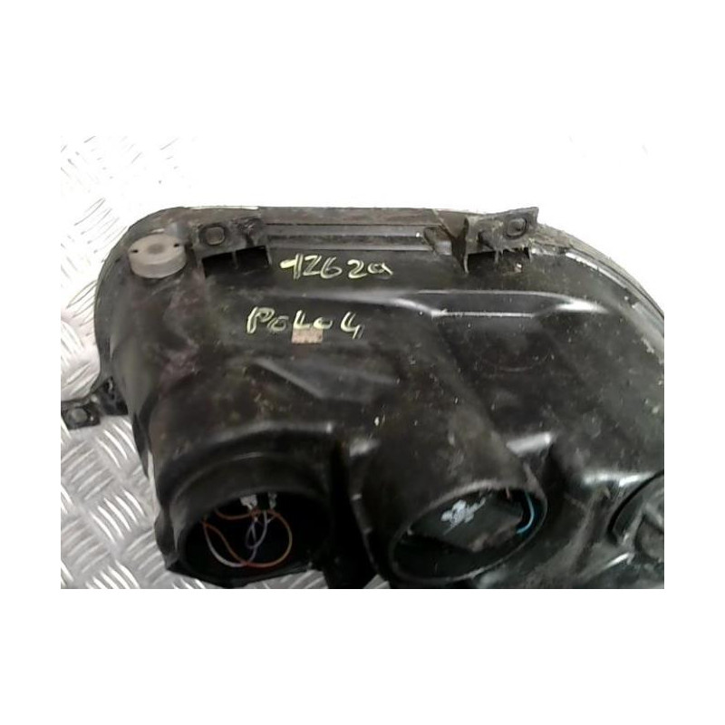 Optique avant principal gauche (feux)(phare) VOLKSWAGEN POLO 4 PHASE 1 d’occasion