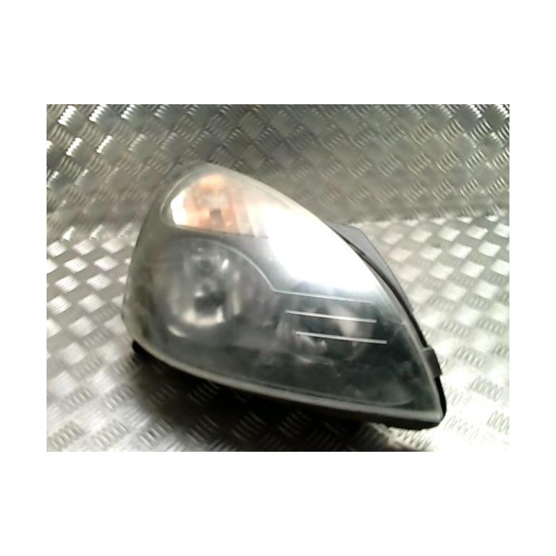 Optique avant principal droit (feux)(phare) RENAULT CLIO 2 PHASE 2 d’occasion