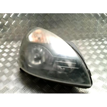 Optique avant principal droit (feux)(phare) RENAULT CLIO 2 PHASE 2 d’occasion