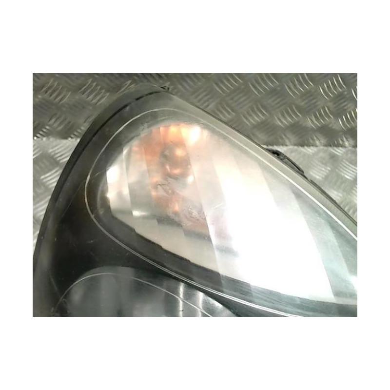 Optique avant principal droit (feux)(phare) RENAULT CLIO 2 PHASE 2 d’occasion