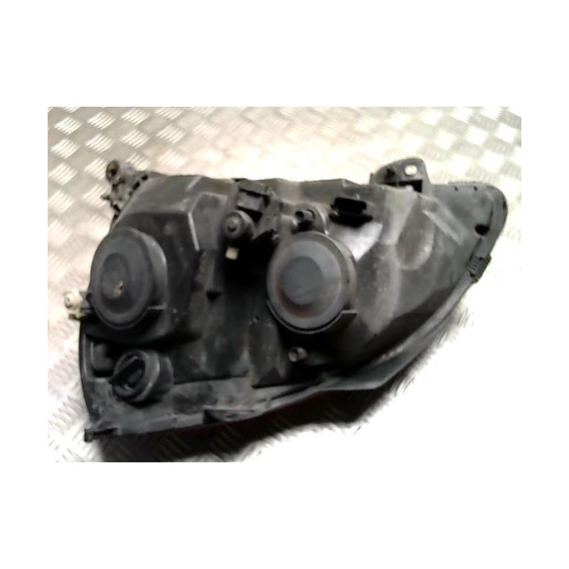 Optique avant principal droit (feux)(phare) RENAULT CLIO 2 PHASE 2 d’occasion