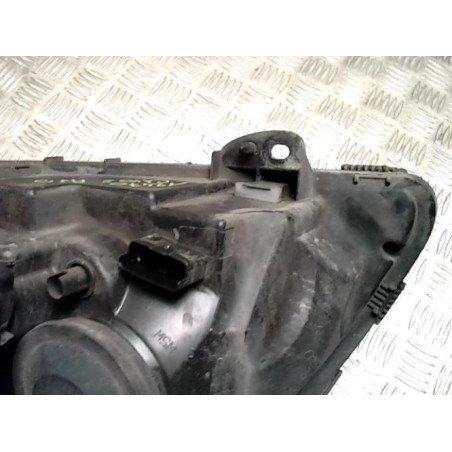 Optique avant principal droit (feux)(phare) RENAULT CLIO 2 PHASE 2 d’occasion