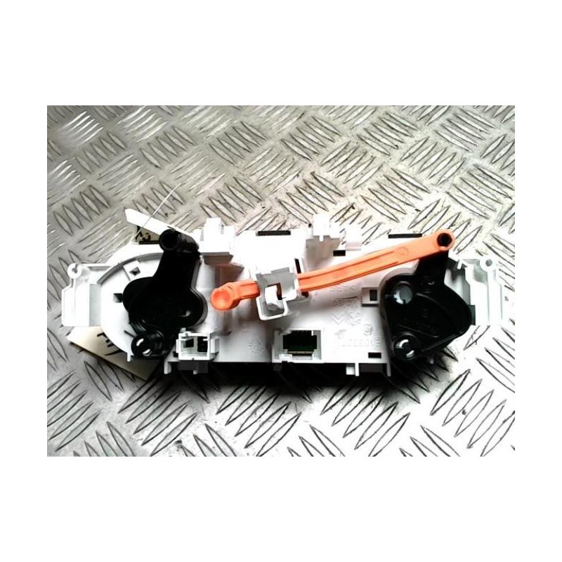 Commande chauffage PEUGEOT 208 1 PHASE 1 d’occasion