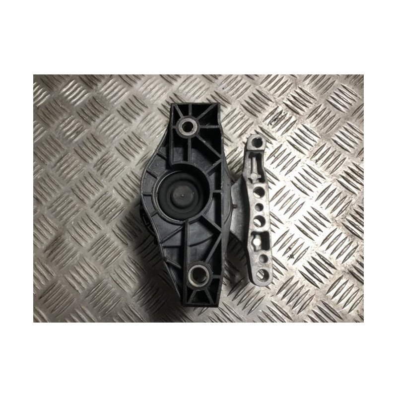 Support moteur droit PEUGEOT 2008 2 d’occasion