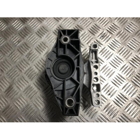 Support moteur droit PEUGEOT 2008 2 d’occasion