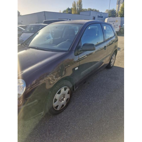 Etrier avant gauche (freinage) VOLKSWAGEN POLO 4 PHASE 1 d’occasion