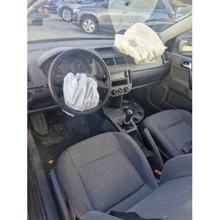 Etrier avant gauche (freinage) VOLKSWAGEN POLO 4 PHASE 1 d’occasion
