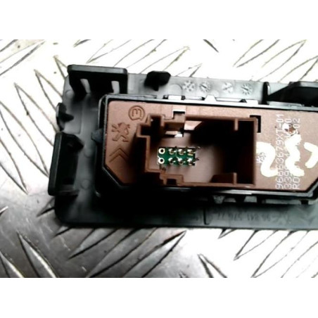 Bouton/Interrupteur CITROEN C3 2 PHASE 1 d’occasion