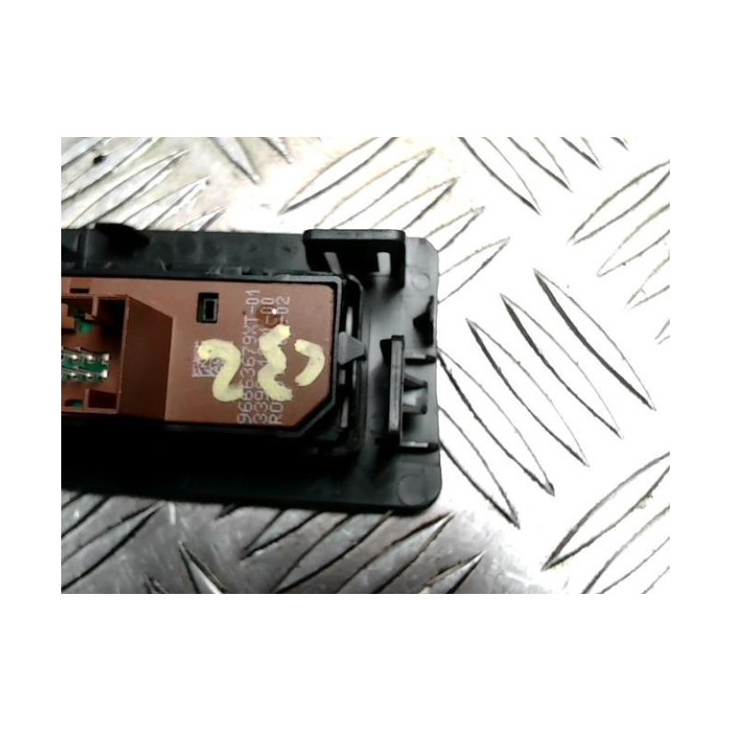 Bouton/Interrupteur CITROEN C3 2 PHASE 1 d’occasion