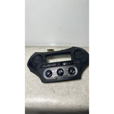 Commande chauffage TOYOTA YARIS 1 PHASE 2 d’occasion
